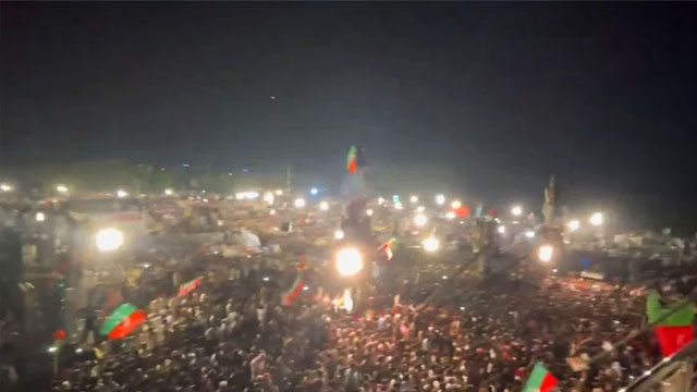 PTI gives two-week deadline for Imran Khan’s release
