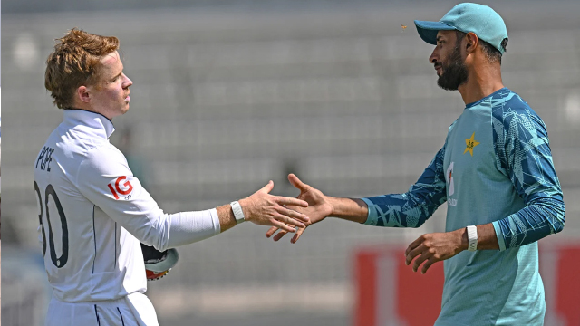 Pakistan, England name playing XIs for second Test