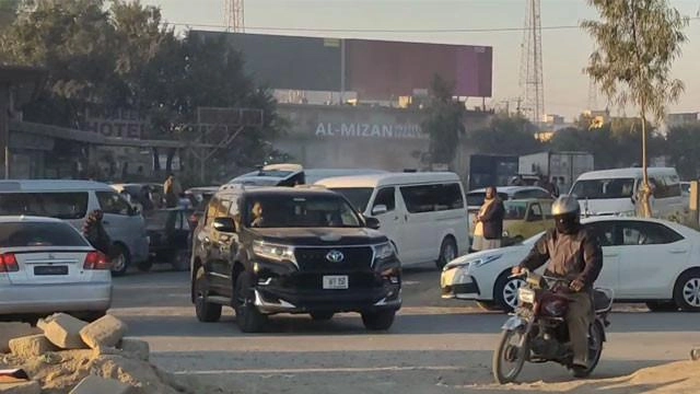 Life in Punjab returns to normal as PTI calls off protest