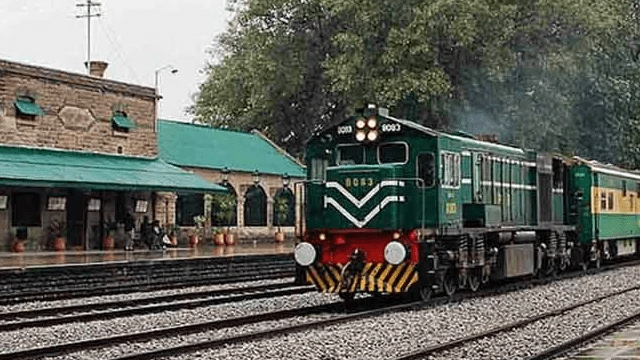 Railways announces special trains with discounted fares for Eidul Fitr 2025