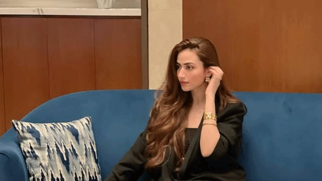 Sana Javed’s latest photos sparks uproar on social media