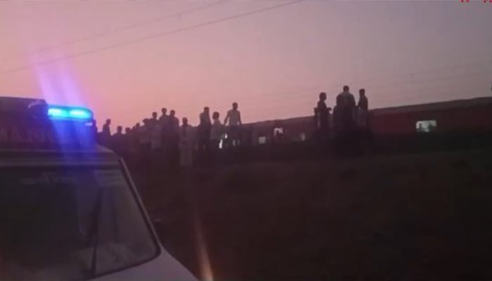 11 killed in west India rail accident: local media
