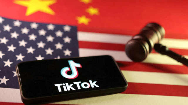TikTok returns to US app stores now