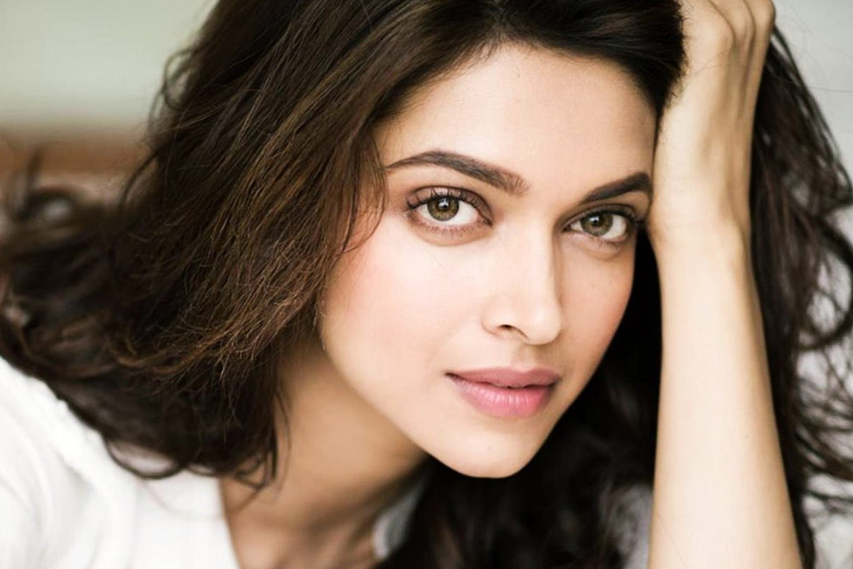 Deepika Padukone takes a dig at Oscars