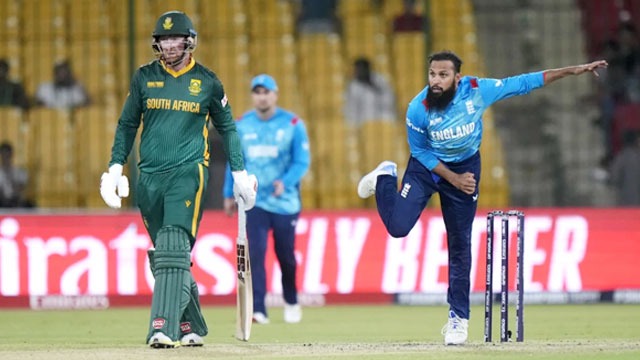 South Africa beat England by 7 wickets to reach Champions Trophy semi-finals