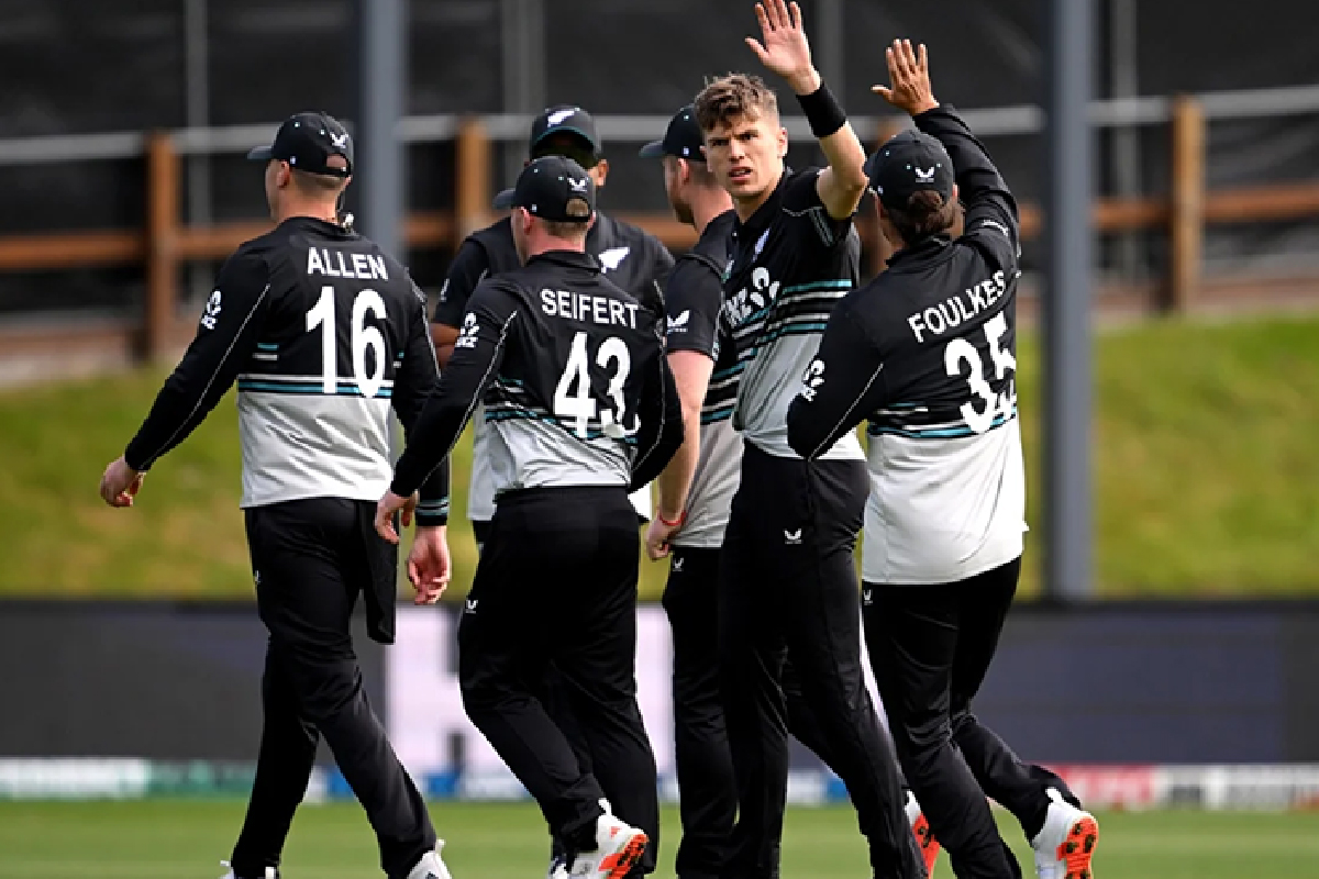 New Zealand name squad for Pakistan ODIs