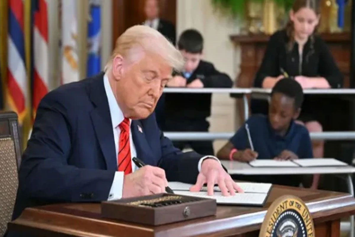 Trump pauses reciprocal tariffs but hikes duties on China to 125pc