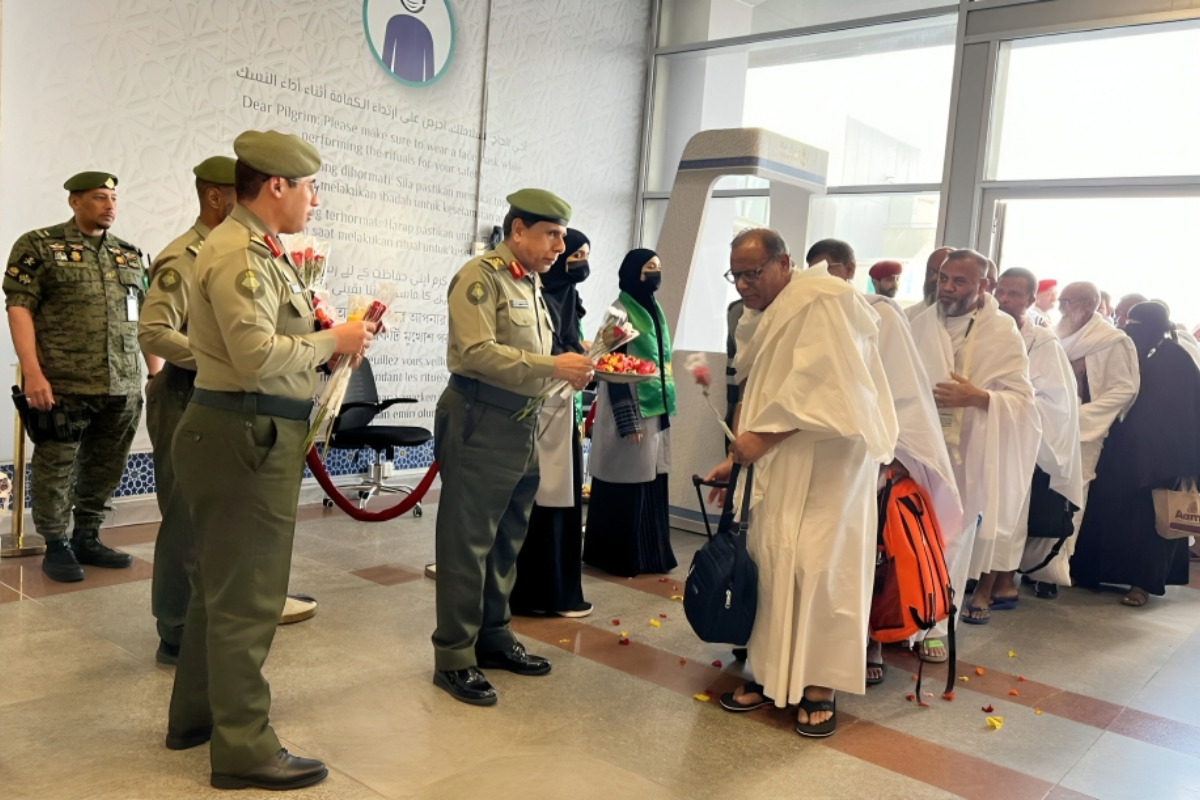 77,000 Pakistanis to miss Hajj amid delays by private organizers
