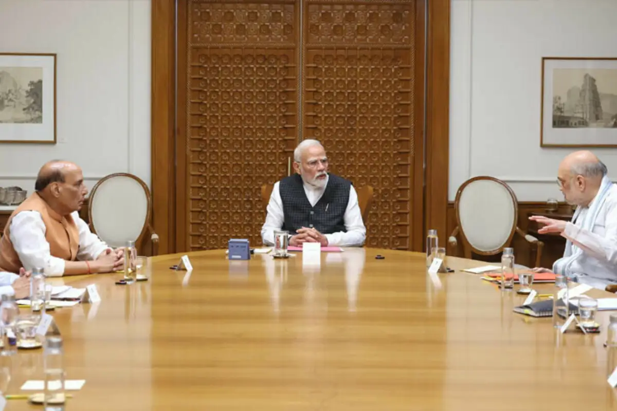 Modi Govt suspends Indus Water Treaty, issues 48 hour deadline to Pakistanis