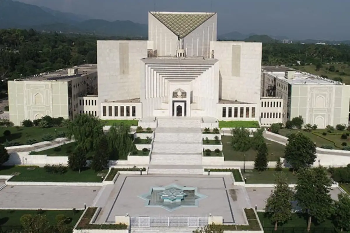 PTI founder writes letter to CJ on national, legal challenges