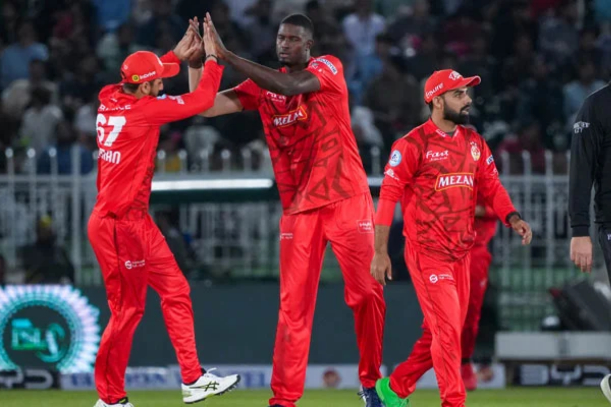 PSL 2025 : Qalandars Set 140 for United