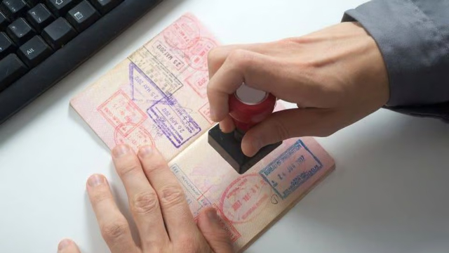 UAE 5-Year Visit Visa Bank Balance Requirement for Pakistani Applicants