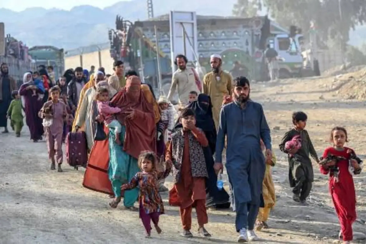 Pakistan sets April 30 deadline for illegal foreigners to leave