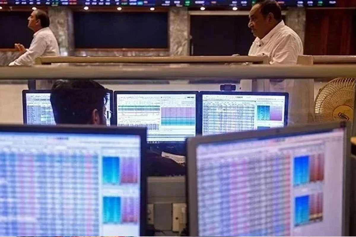 KSE-100 Index drops to low of 112,891.48 points