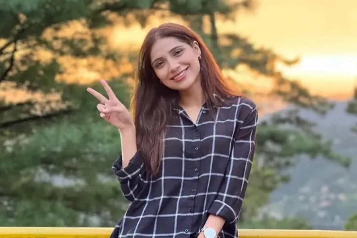 Sajal Malik Files FIA Complaint After Her Controversial Video Goes Viral