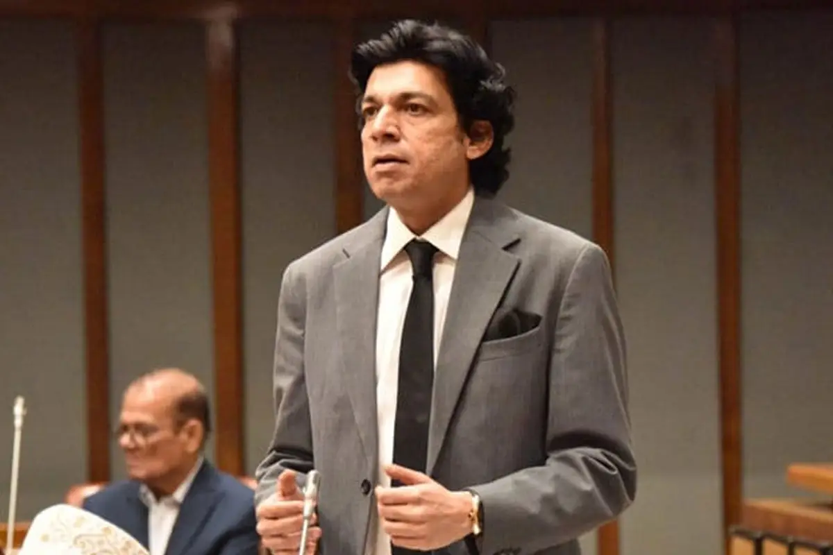 Faisal Vawda calls for tripling defence budget, doubling salaries