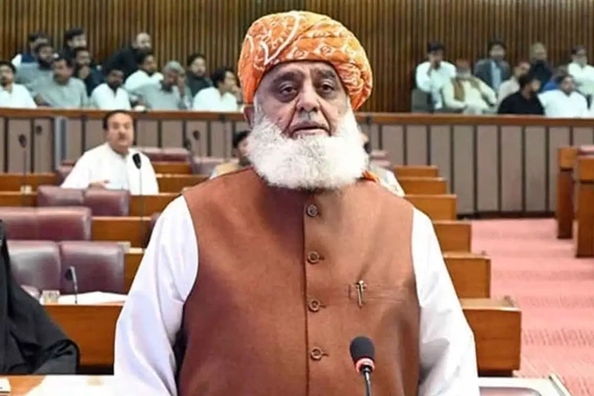 Fazlur Rehman announces nationwide protests in support of Armed Forces