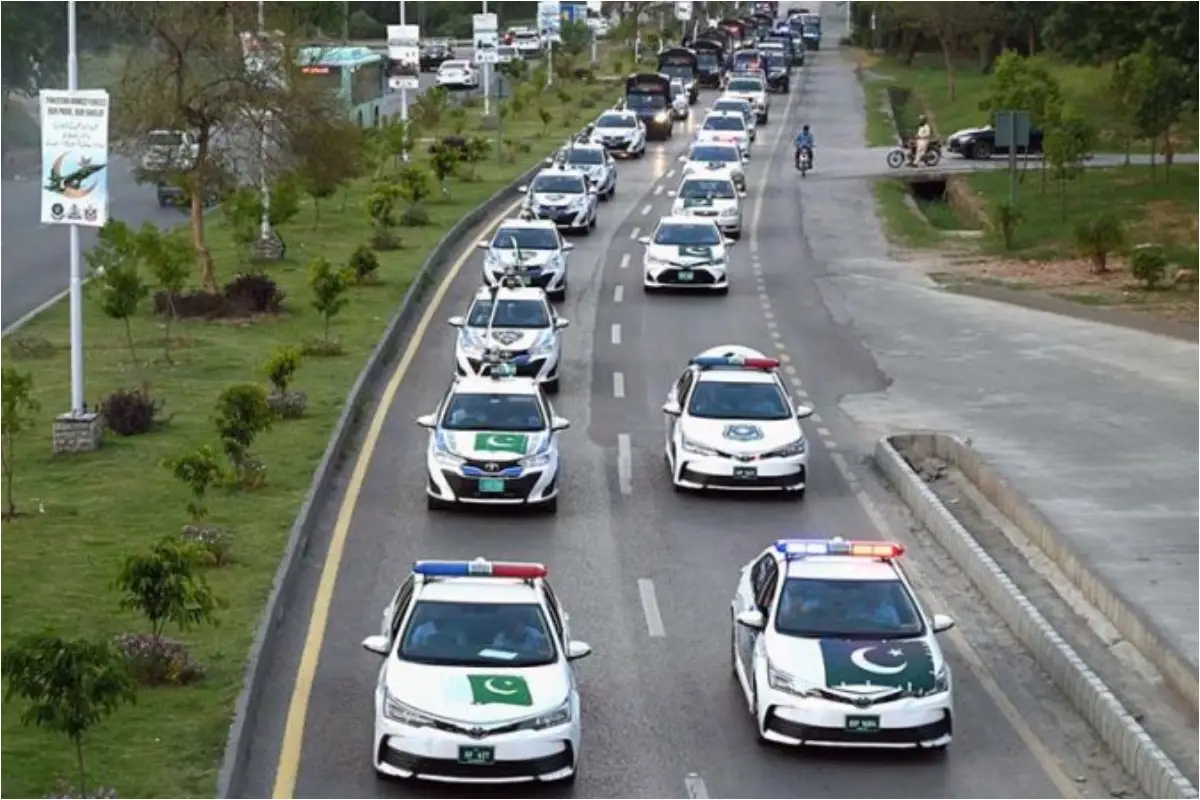  Islamabad police hold rally celebrating Pakistan Army’s victory