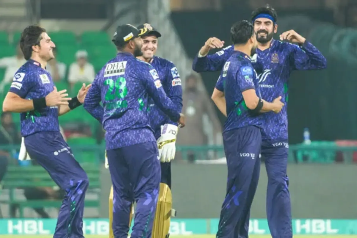Gladiators storm into PSL 10 Final defeating United