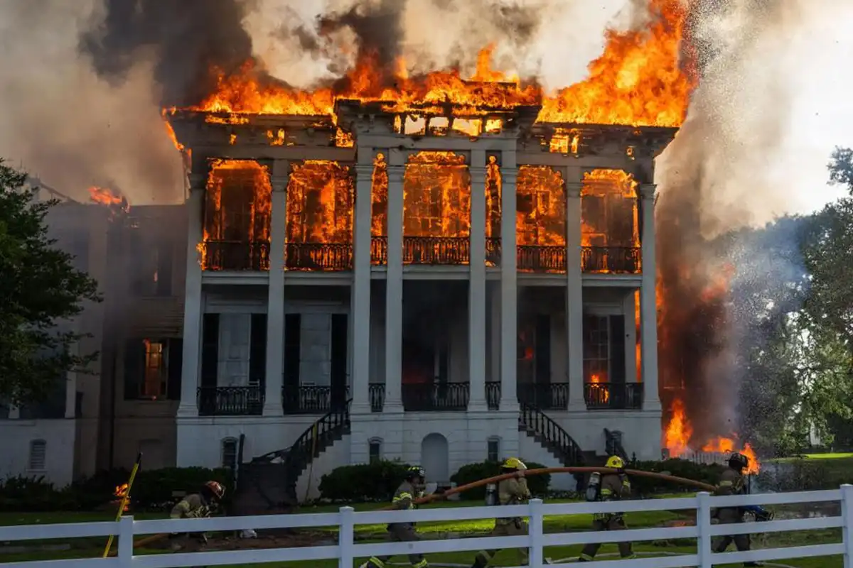 Massive Fire Destroys Large Parts of Historic Nottoway Plantation in Louisiana