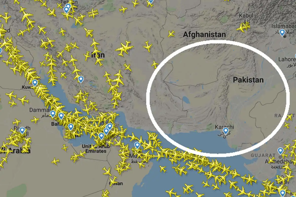 Pakistan Airspace Closed 2025: Updated Airline Routes and Flight Changes