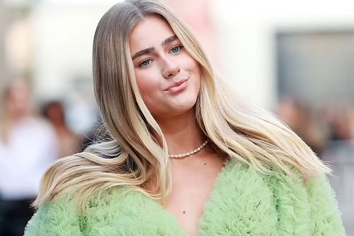 TikTok Star Sopha Dopha Stuns at Australian Fashion Week, Secret Boyfriend Revealed