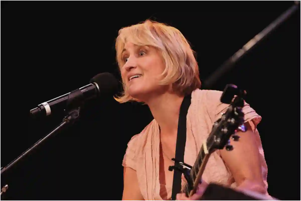 Singer Jill Sobule Dies in House Fire at 66