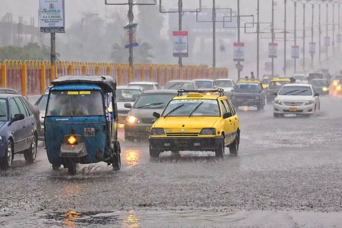 PMD Issues Karachi Weather Alert: Is Rainfall Expected Soon?