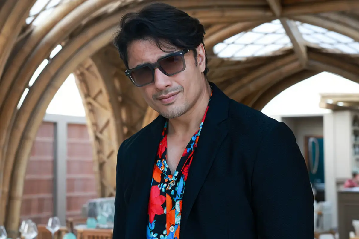 Ali Zafar Criticize Hunza Hotel for Sewage Dumping in Lake After Viral Video