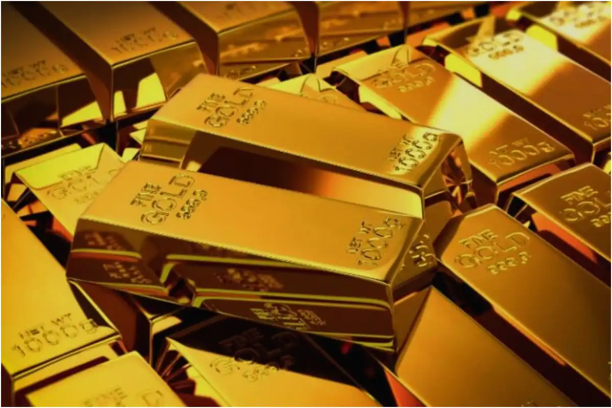 Gold prices in Pakistan hit record Rs400,000 per tola