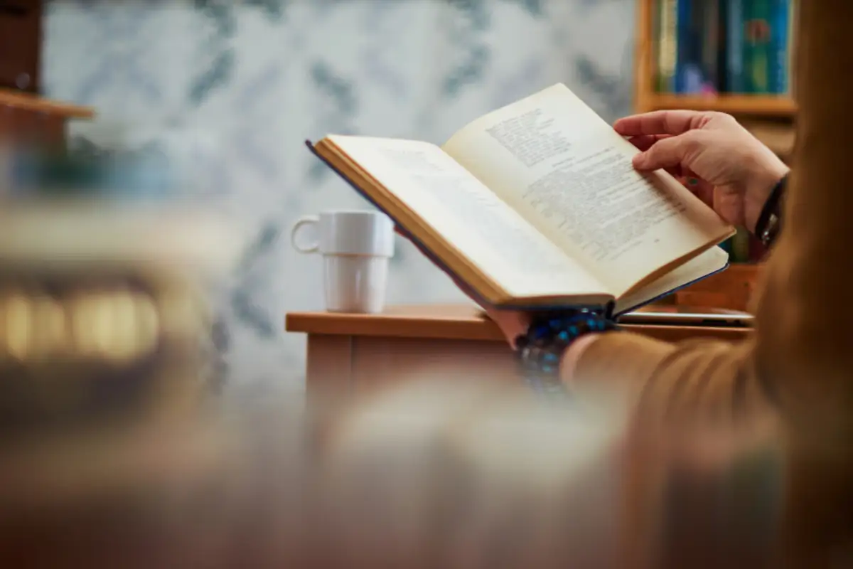 10 Books Every Student Should Read to Build Better Habits