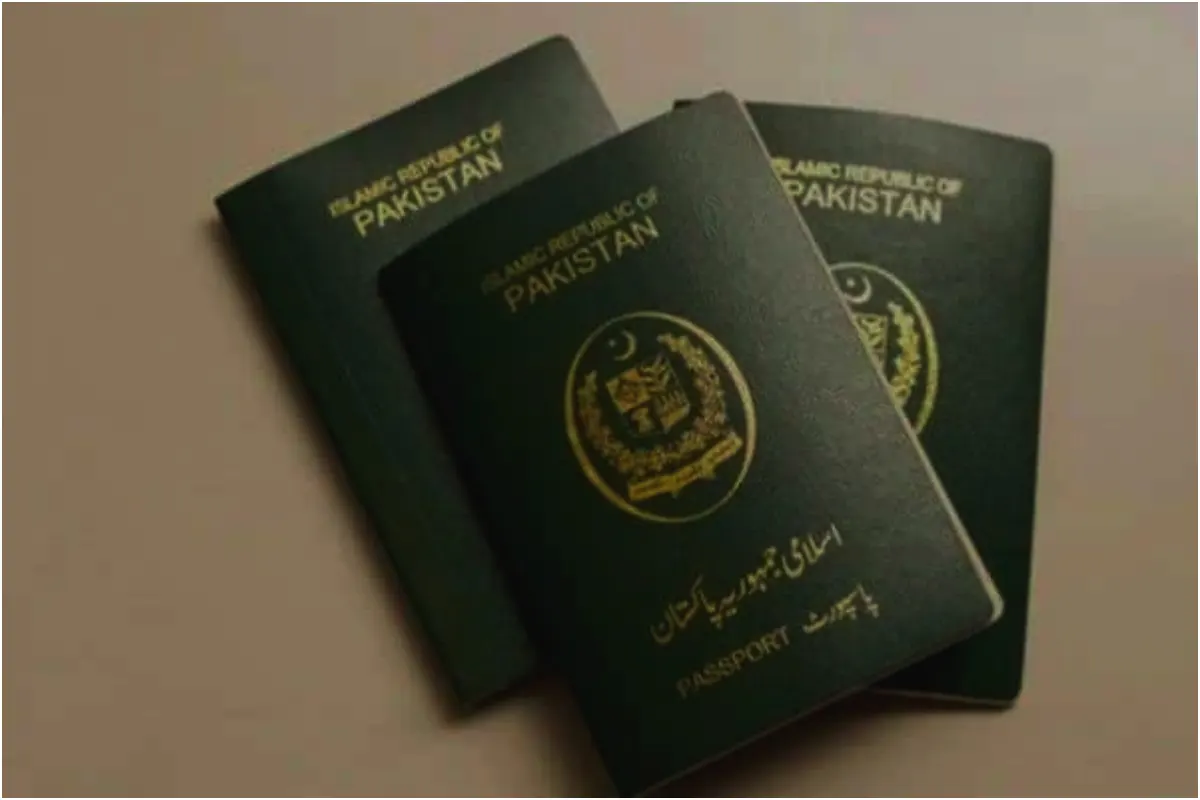 Mother’s Name to Be Added to New Pakistani Passports