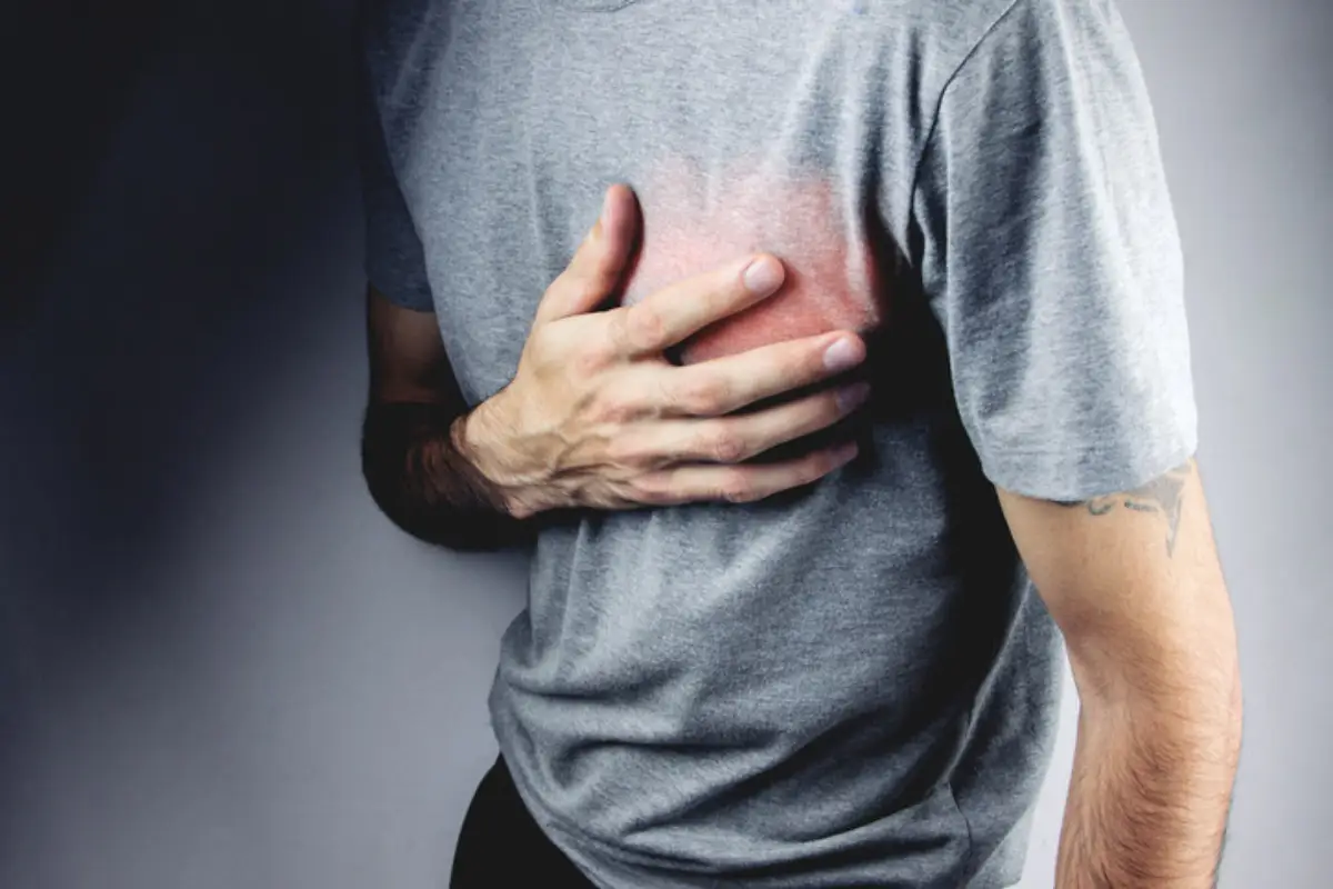 Heart Attack Warning Signs Often Appear Early, Say Experts