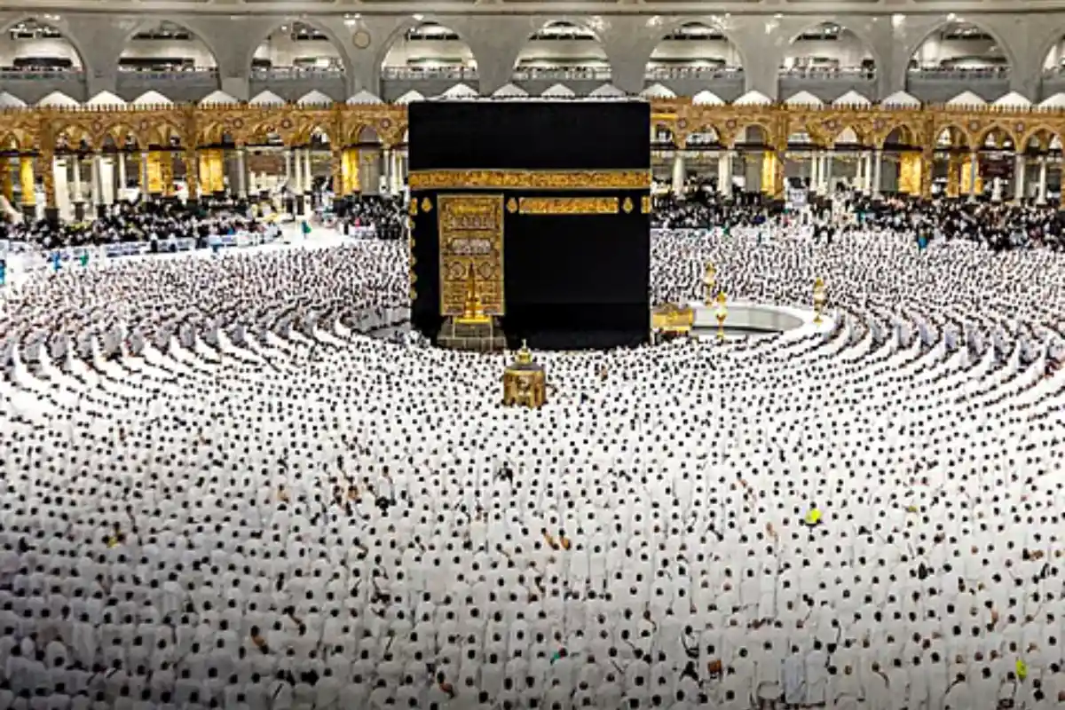 Private Hajj 2025 application deadline