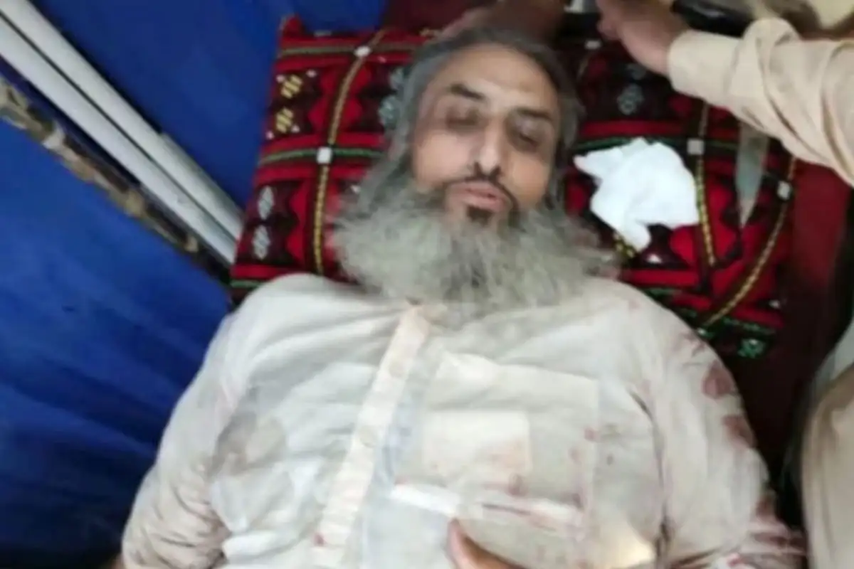 JUI-F Leader Mufti Kifayatullah Passes Away After Being Shot by His Son in Malakand