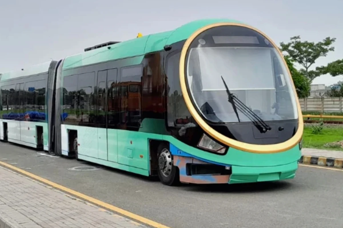Pakistan’s first urban electric train SRT completes successful trial in Lahore – Check Fares & more details