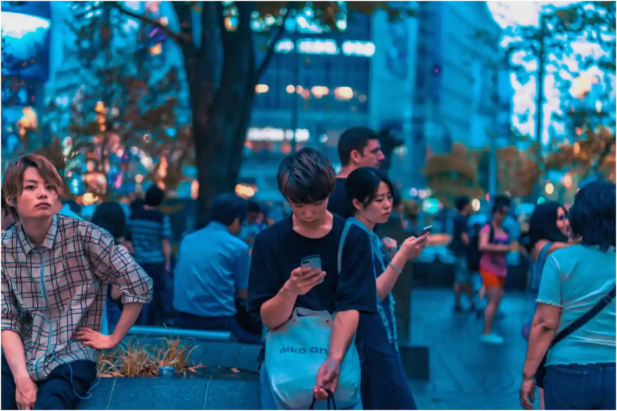 Japan’s Toyoake City Proposes Two-Hour Daily Smartphone Usage Limit