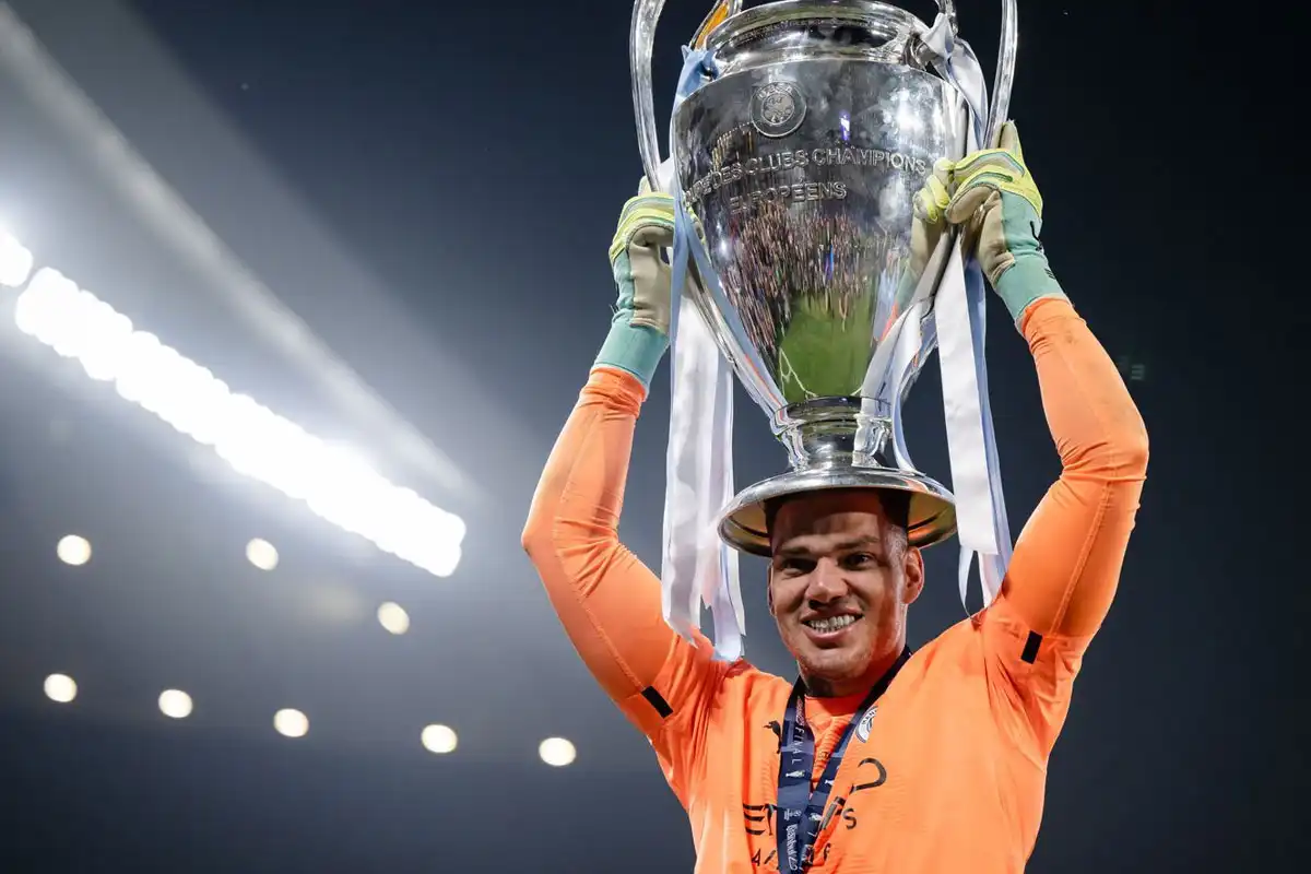 Ederson Leaves Manchester City for Fenerbahçe: A Football Revolution Ends