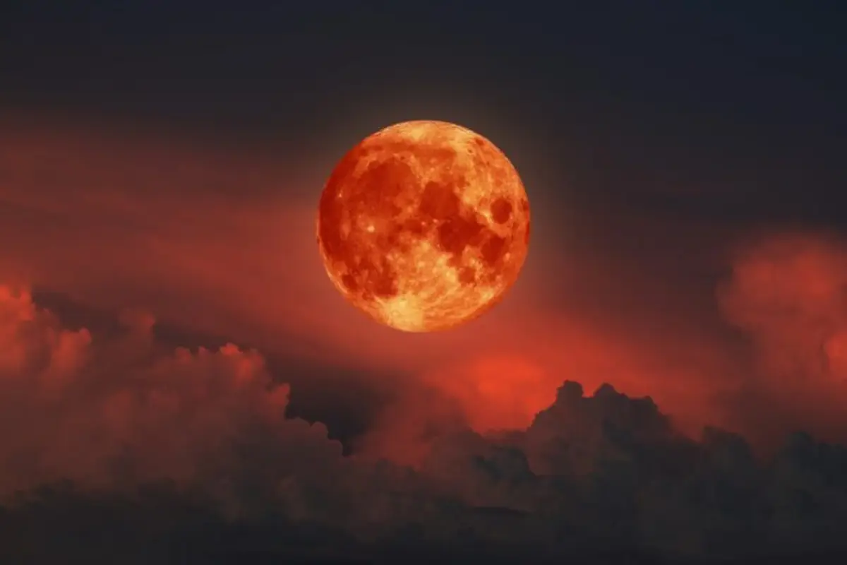 Will Lunar Eclipse 2025 be Visible in Pakistan? Second Blood Moon to Grace Skies Tonight