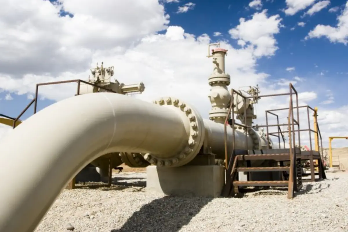 Government Plans to Impose New Gas Levy Amid SNGPL, Private Suppliers Clash