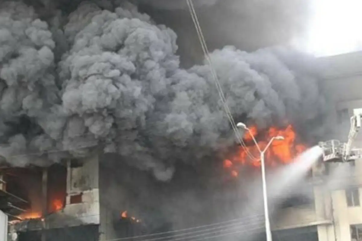 Garment Factory in New Karachi Catches Massive Fire, Building Collapses