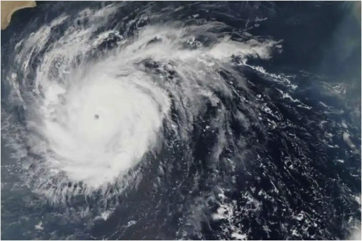 Cyclone Warning for Karachi: Rain Forecast Amidst Scorching Heat