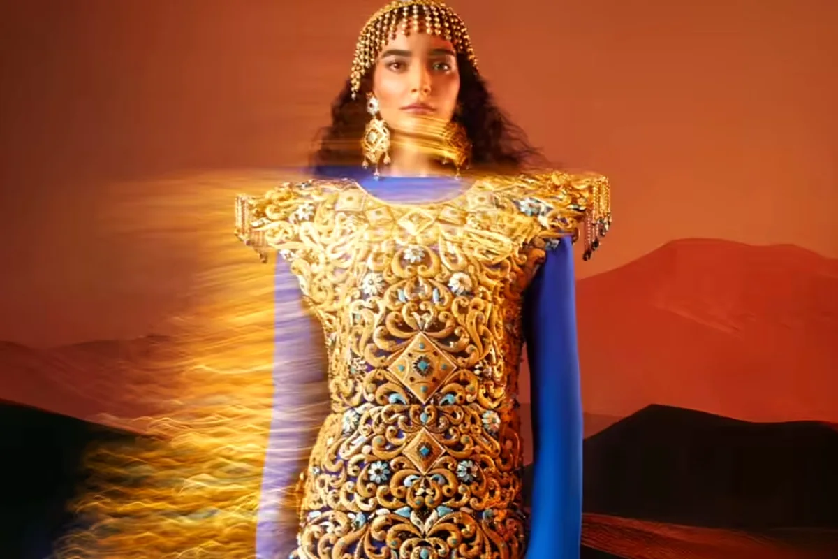 Dubai world heaviest gold dress