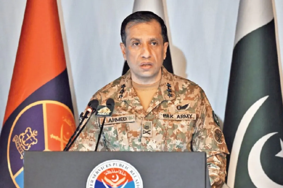 DG ISPR Highlights Unity and Resolve Against Extremism in Mardan Session