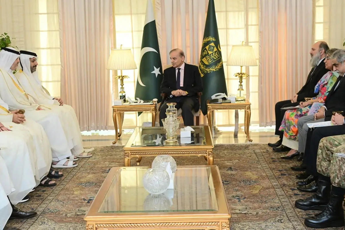 Shehbaz Sharif invites Qatari investment under SIFC