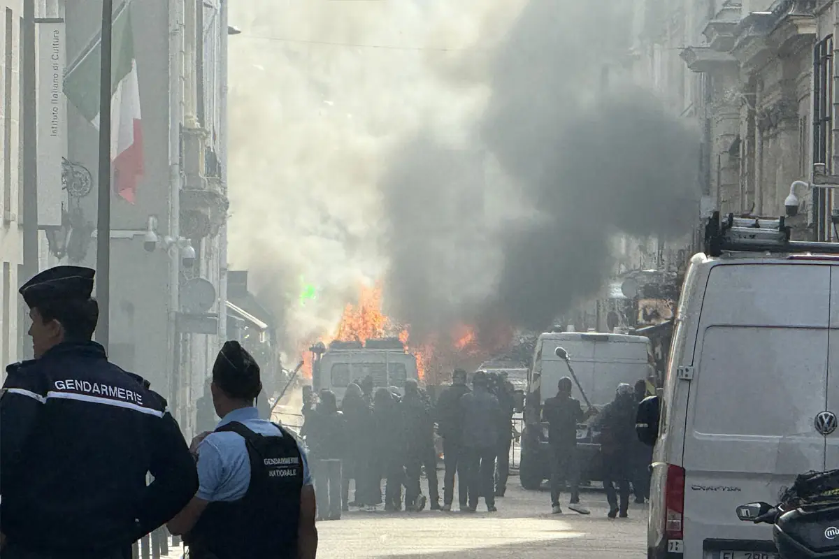 Paris van explosion near French PM office
