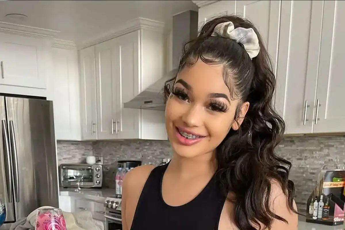 Who Is Alexis Arias (Lexi2Legit)?