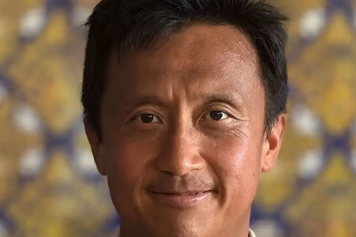 Who Is Ke Yang?