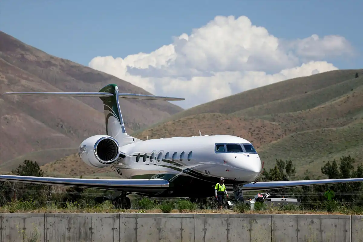 Verijet Airlines bankruptcy and CEO death