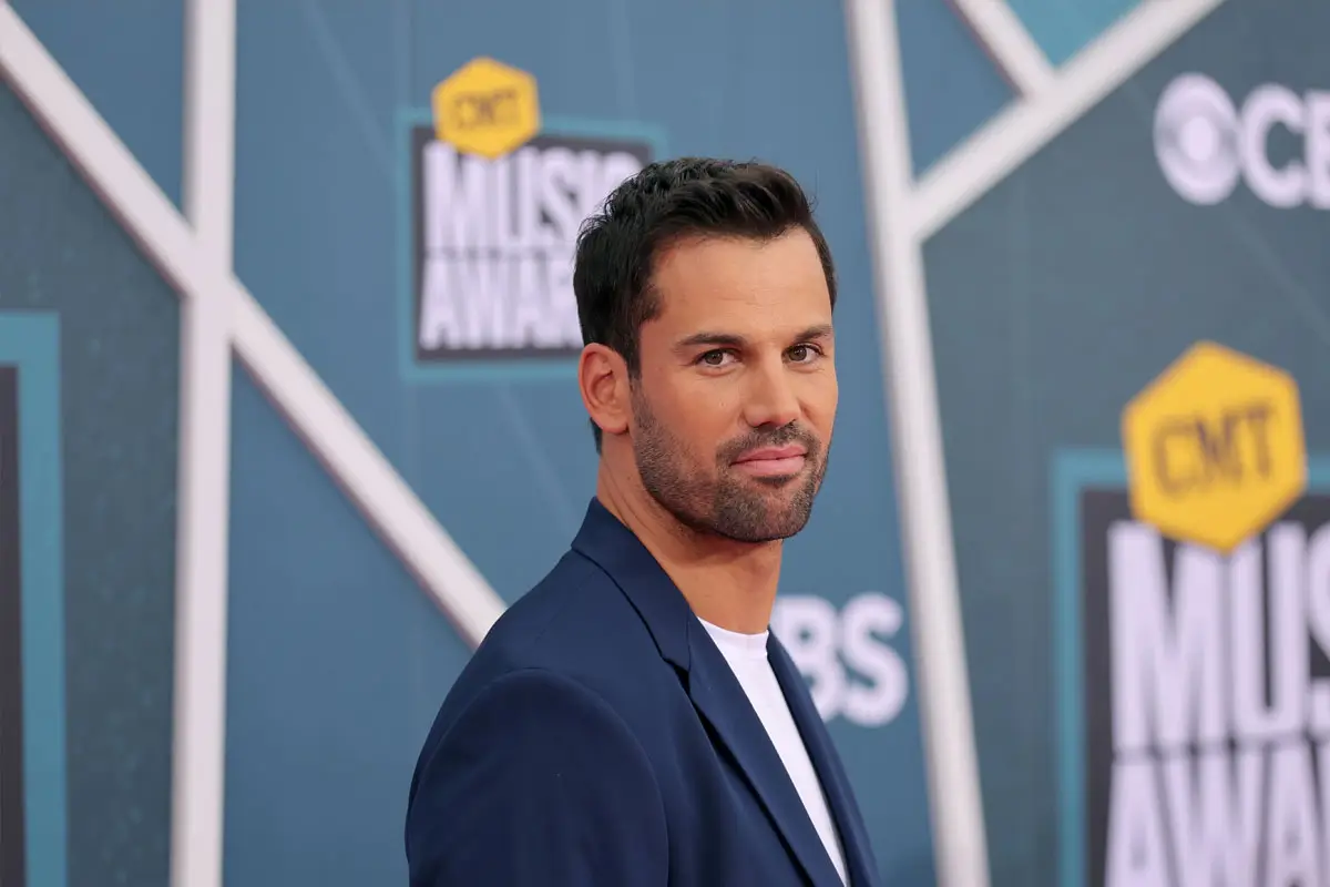 Who is Eric Decker?